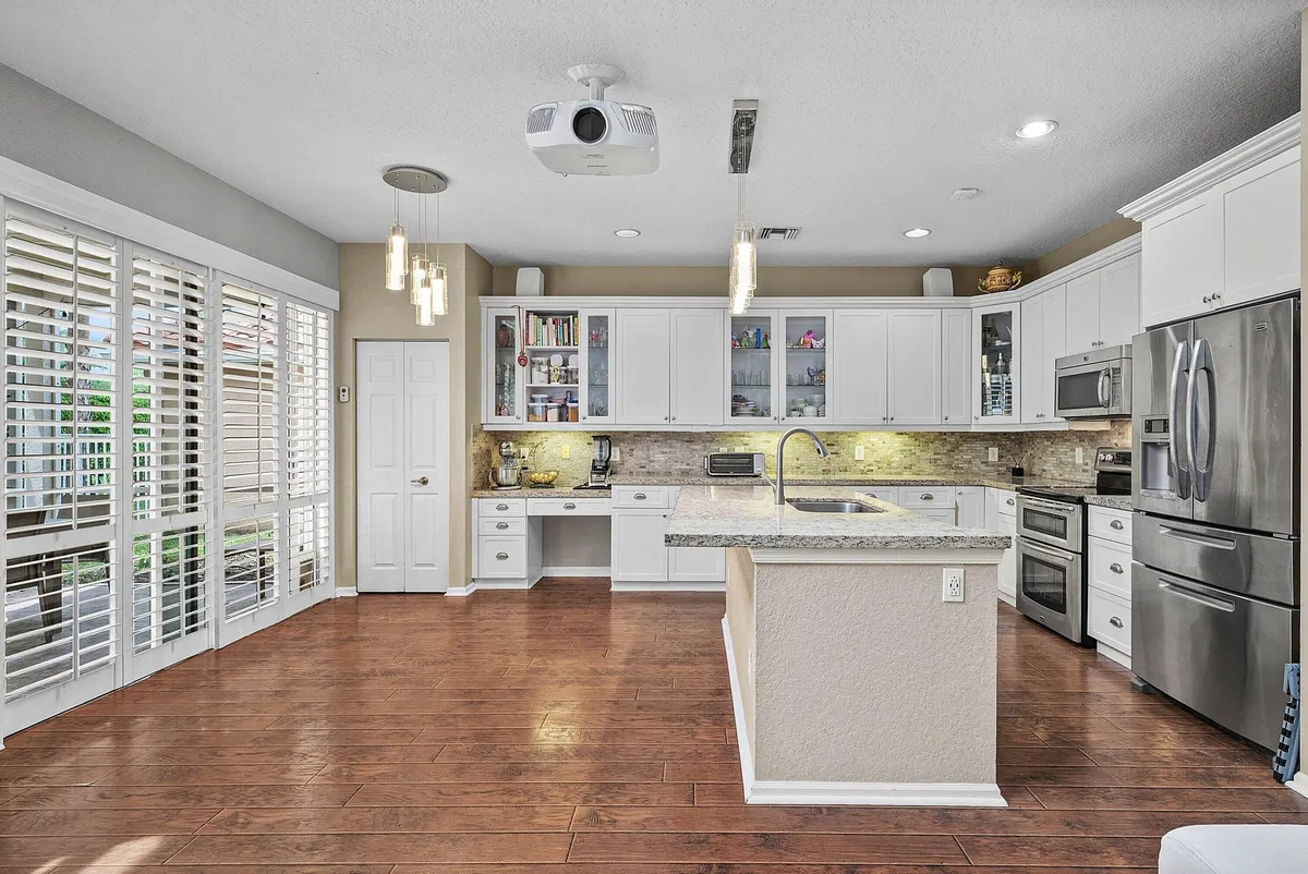 Residence photo 13