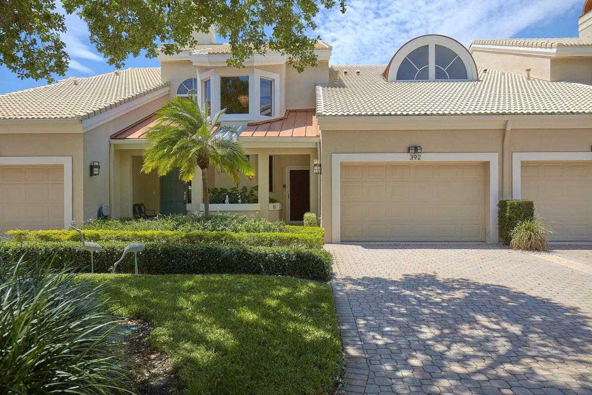 Admirals Cove Residence