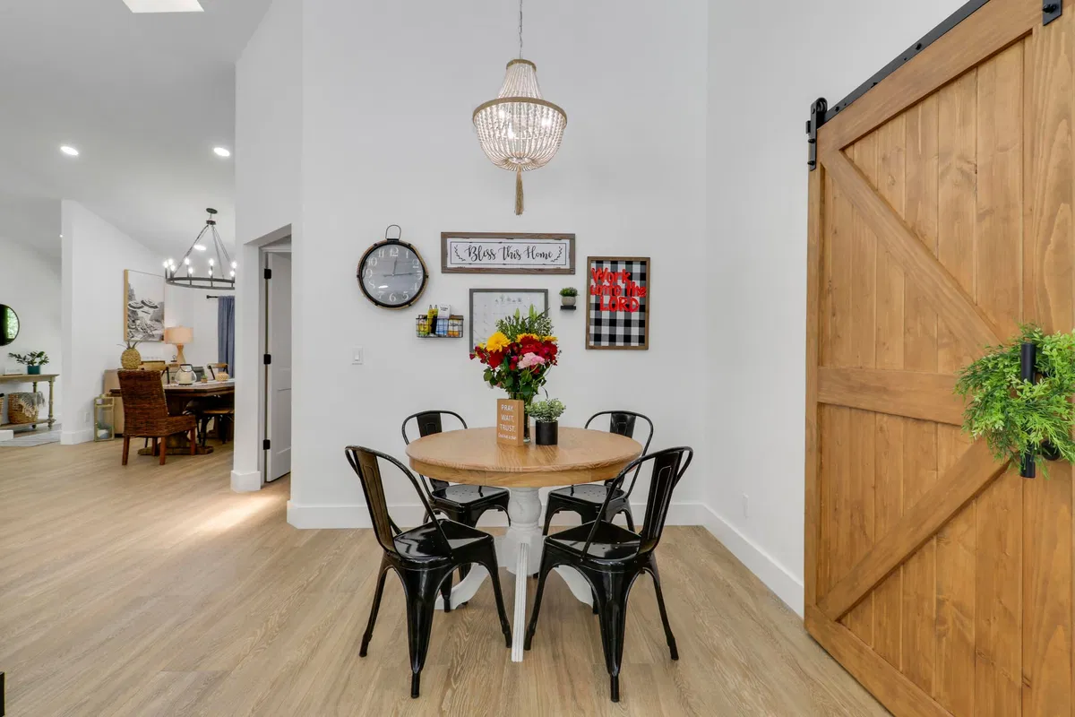 Residence photo 28