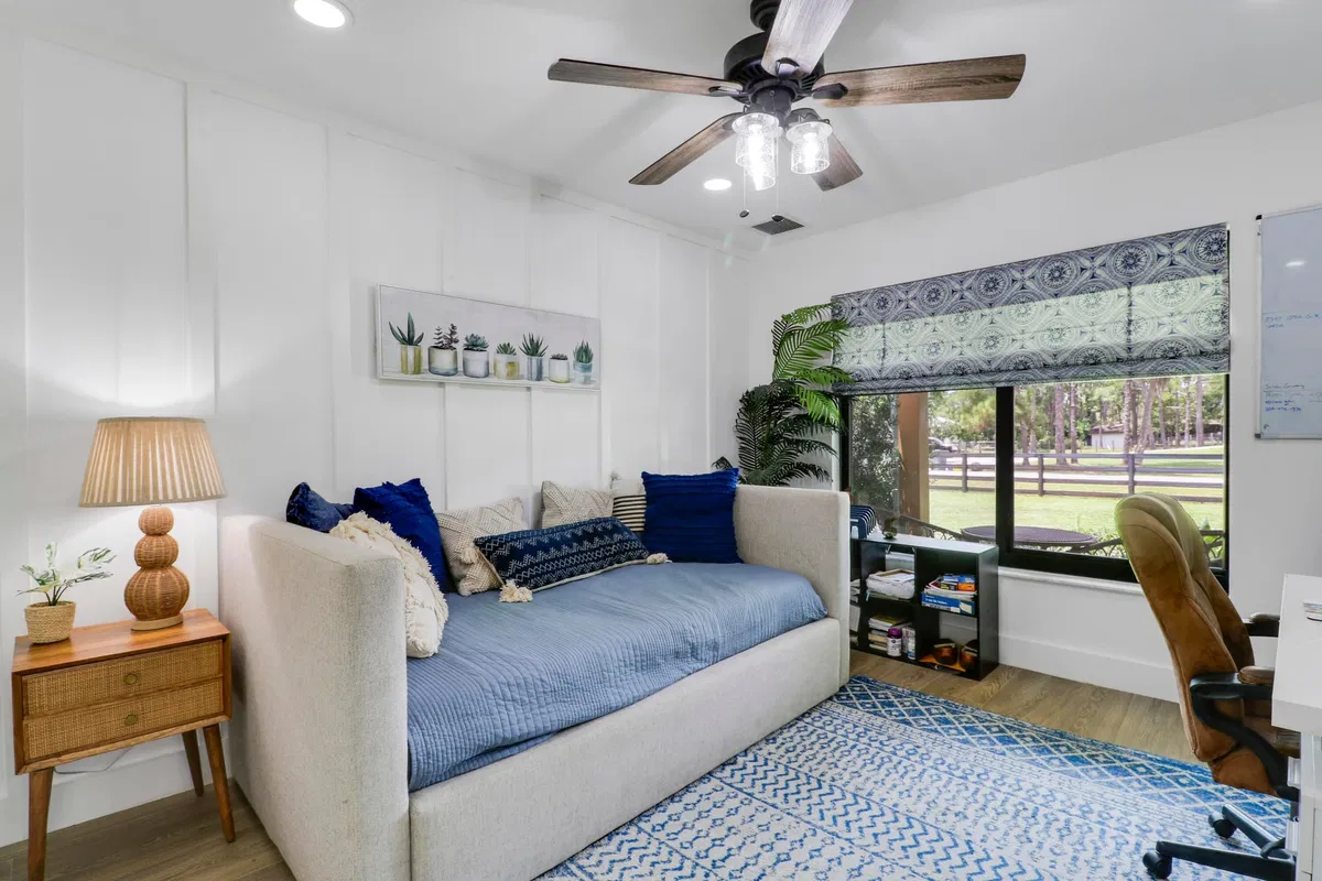 Residence photo 31