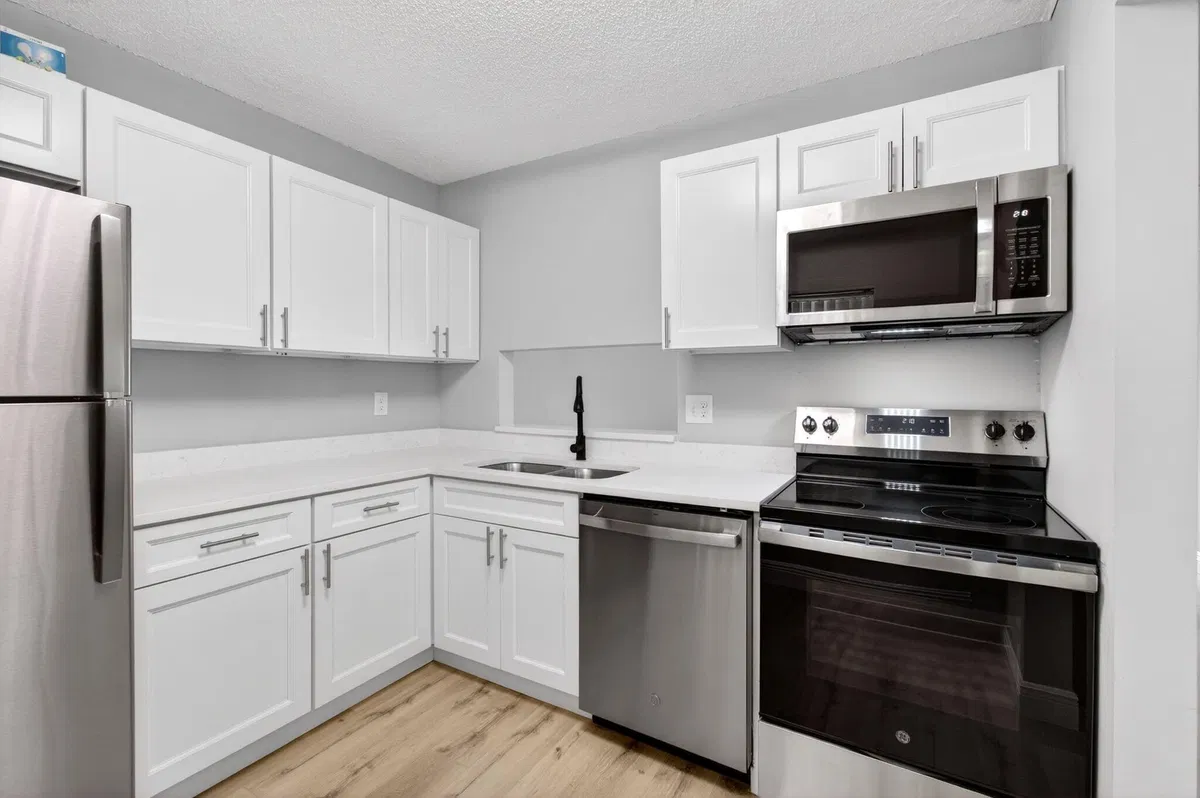  Unit 109 photo 25