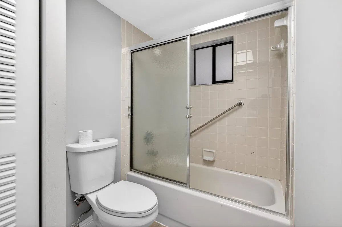  Unit 109 photo 37