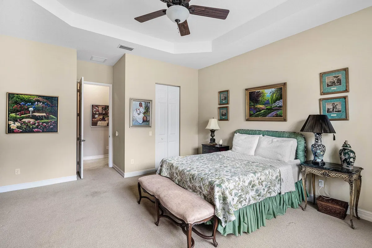  Residence photo 34