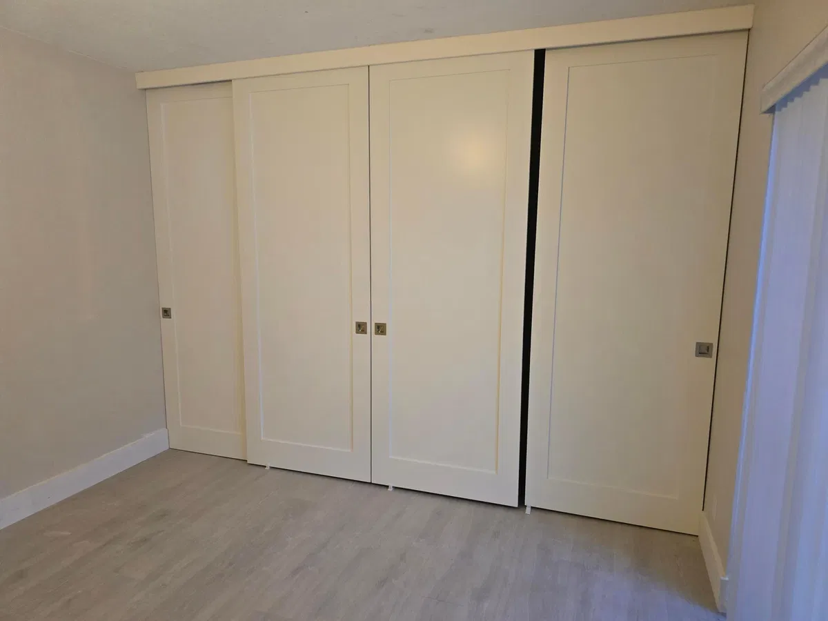 Unit 171 photo 13