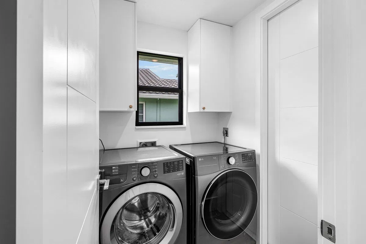 Residence photo 31