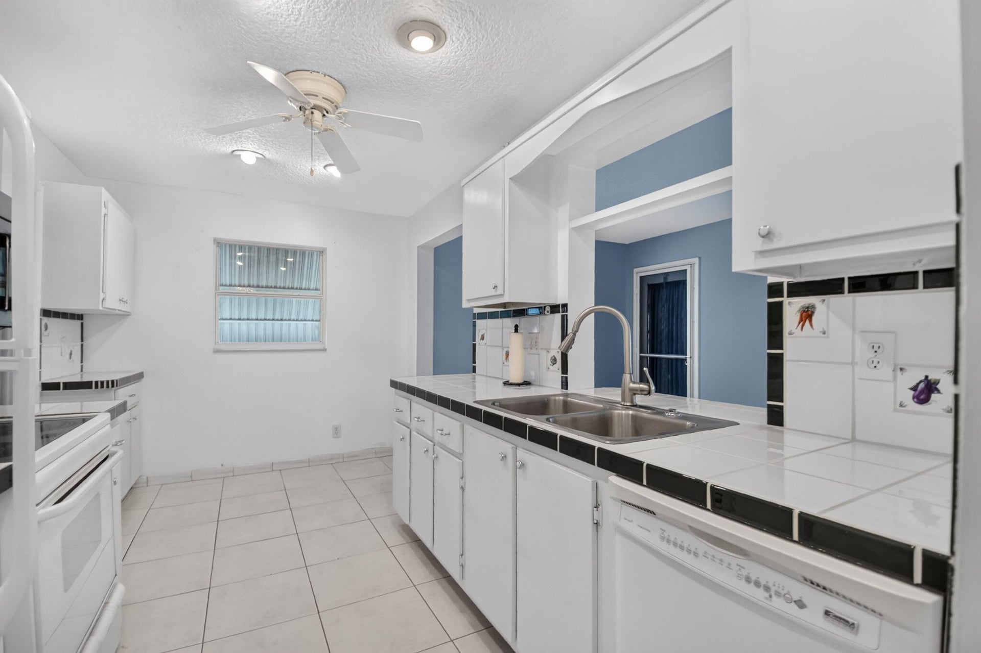 Residence photo 19