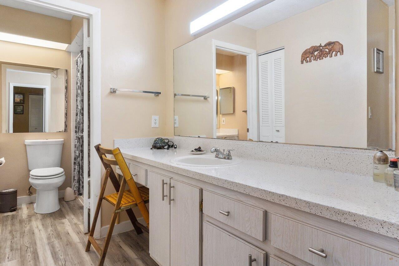  Unit B-2 photo 13