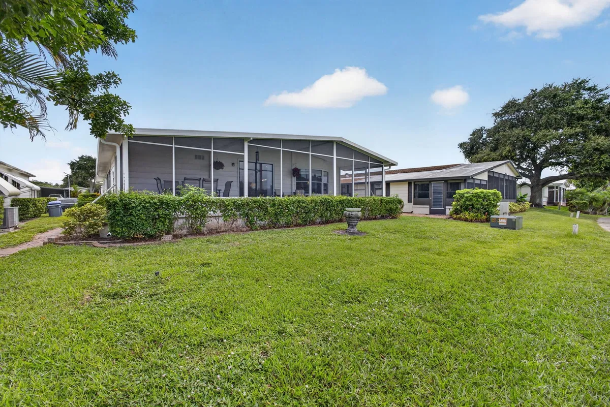  Residence photo 61