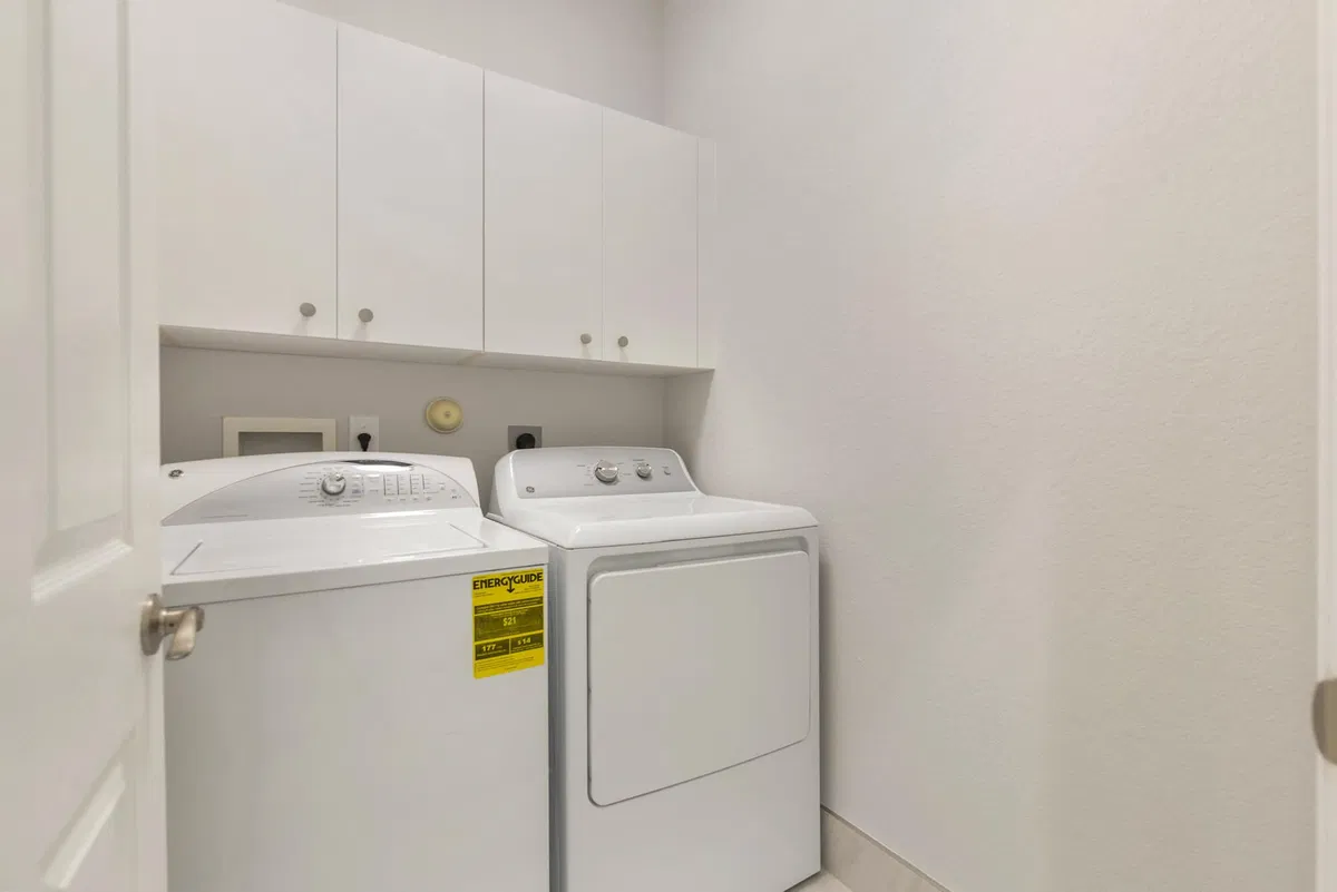 Residence photo 67