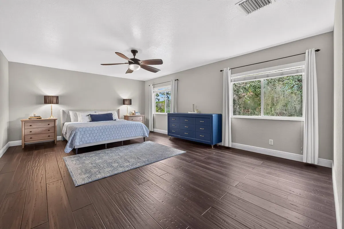Residence photo 19