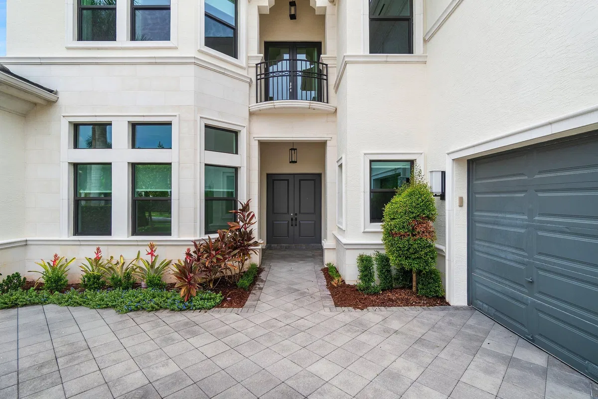 Boca Bridges Residence photo 7