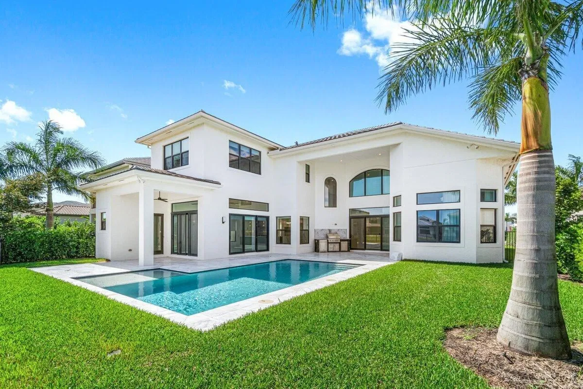 Boca Bridges Residence photo 28
