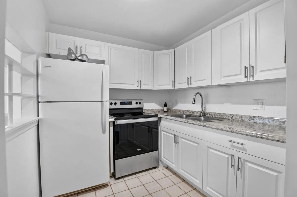  Unit 107 photo 13