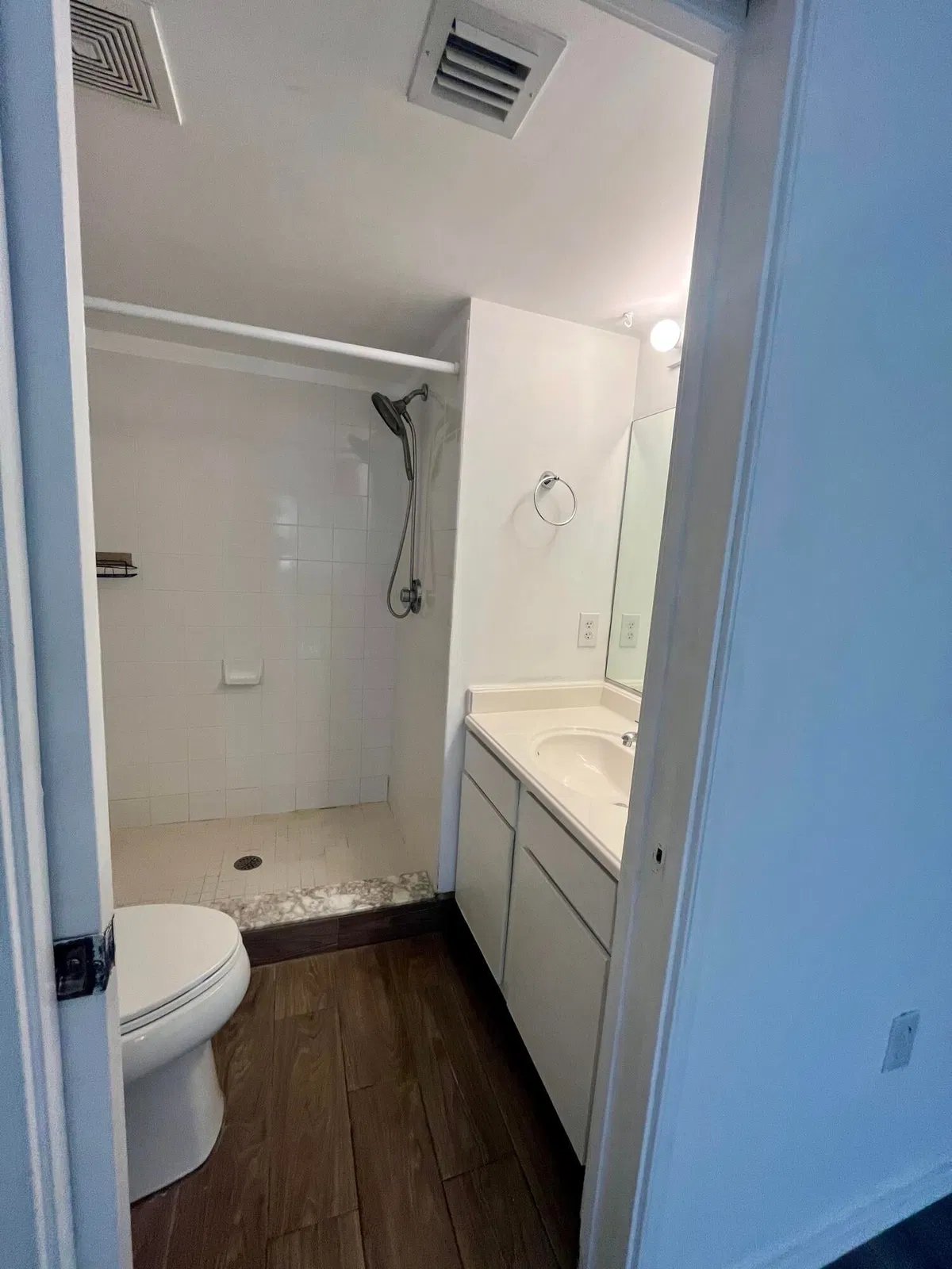 Unit 102 photo 34