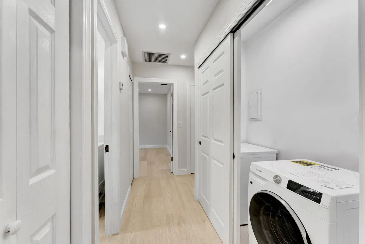 Residence photo 25