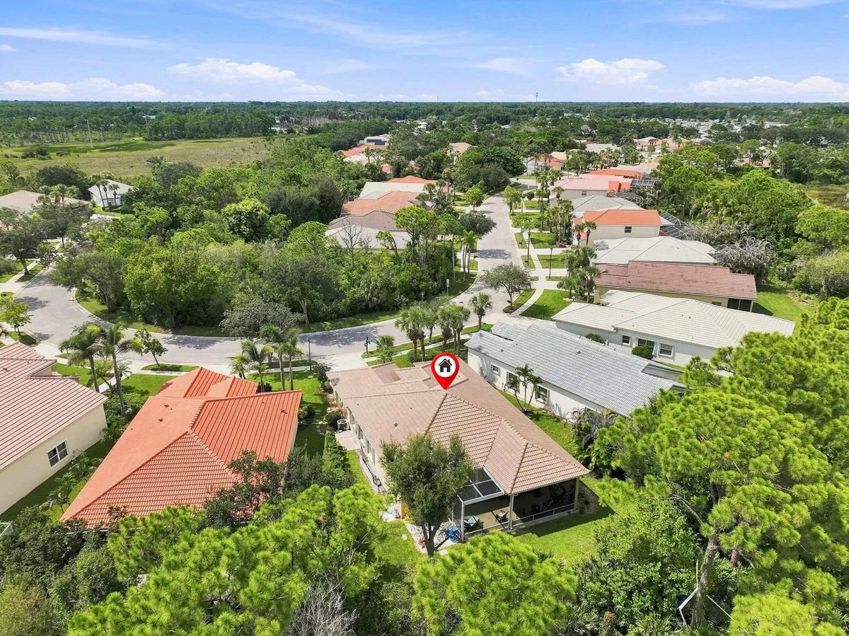 Residence photo 31