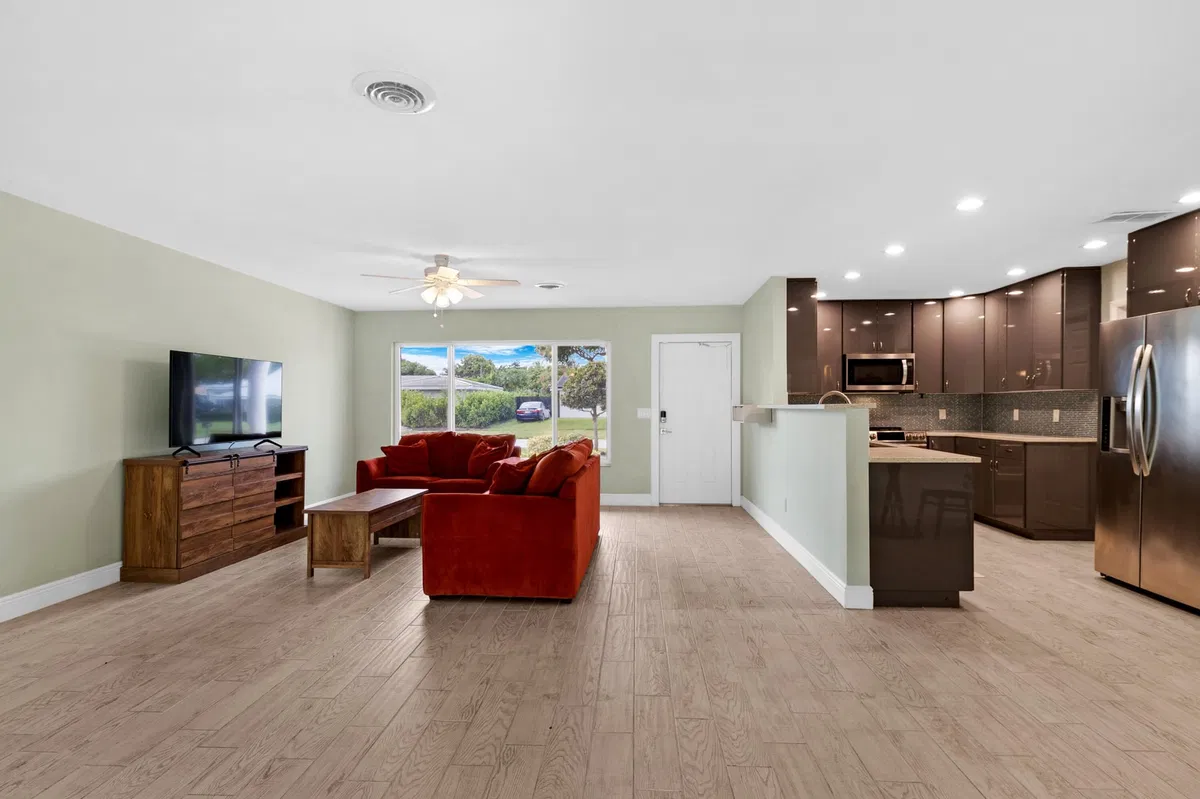 Residence photo 7