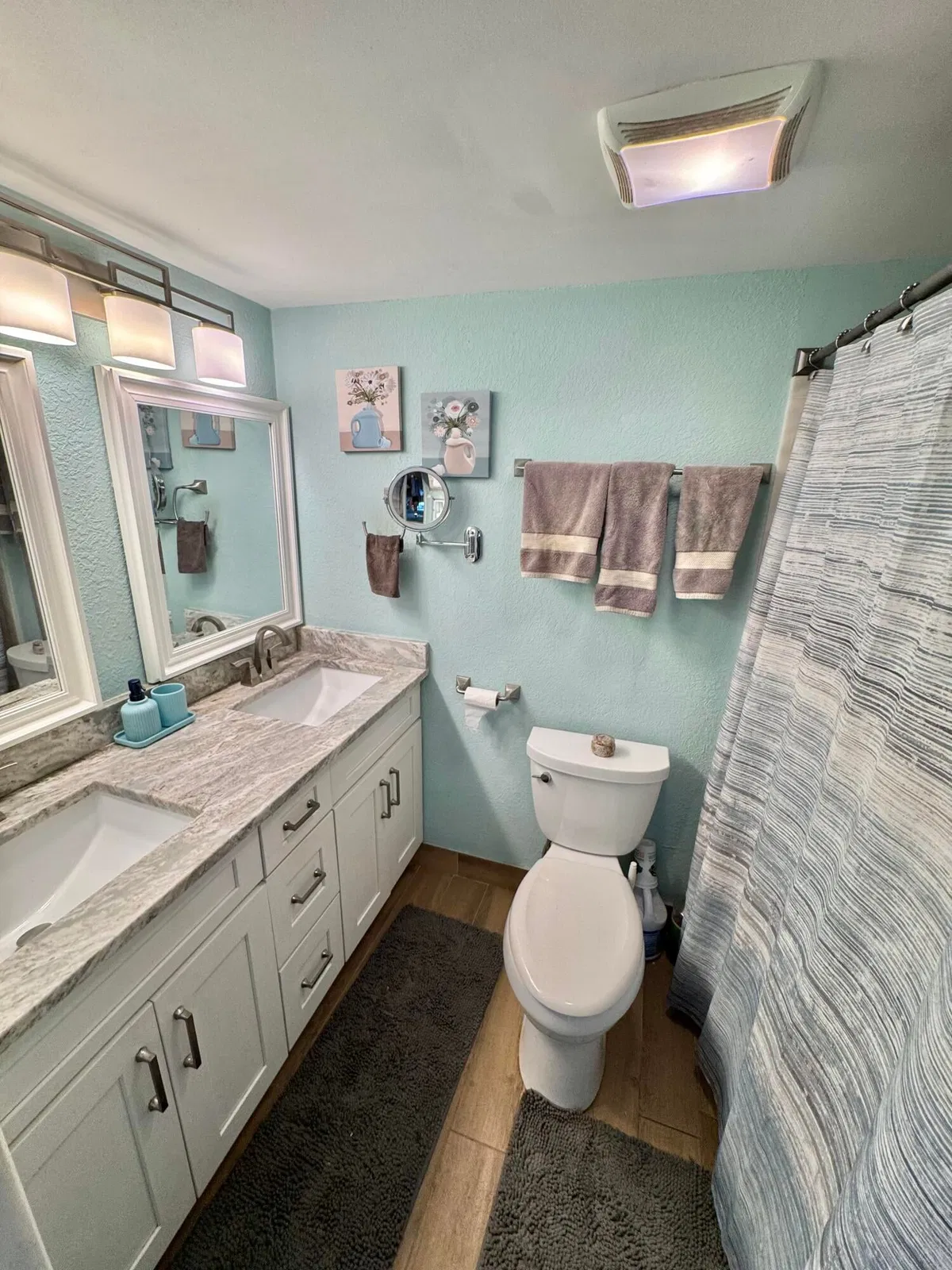 Unit 1217 photo 13
