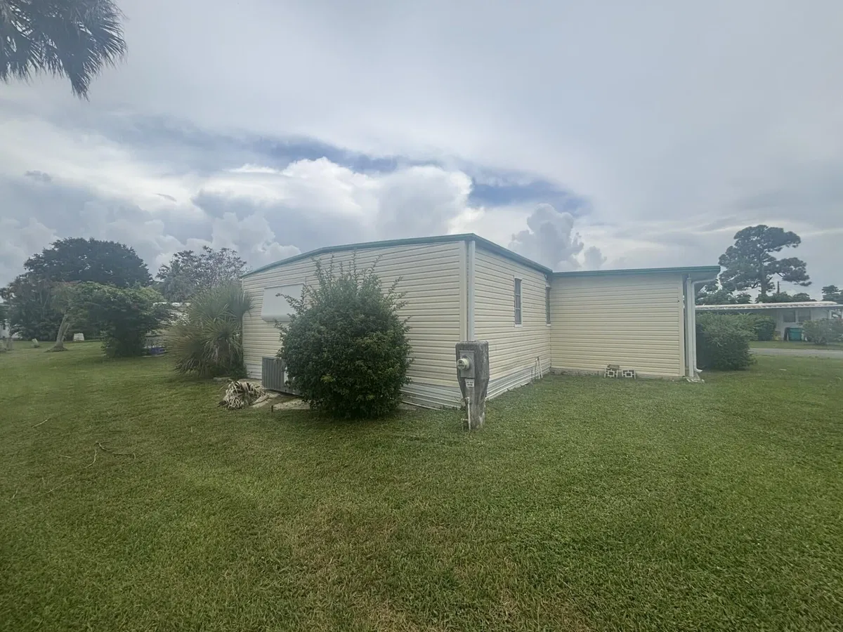 Residence photo 31