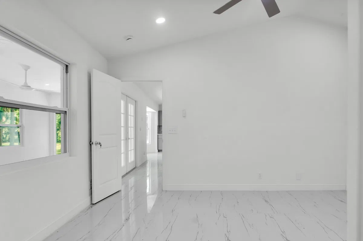 Residence photo 13