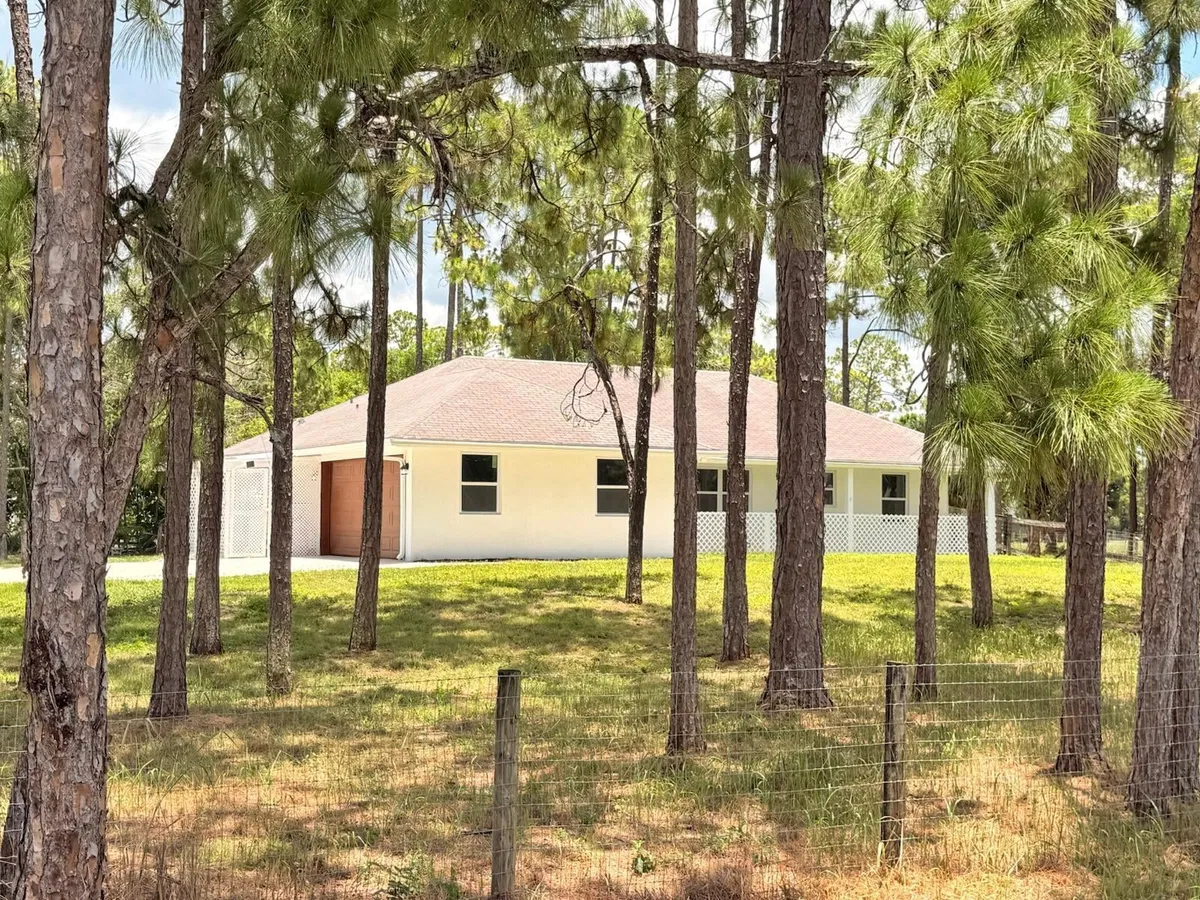 Residence photo 37