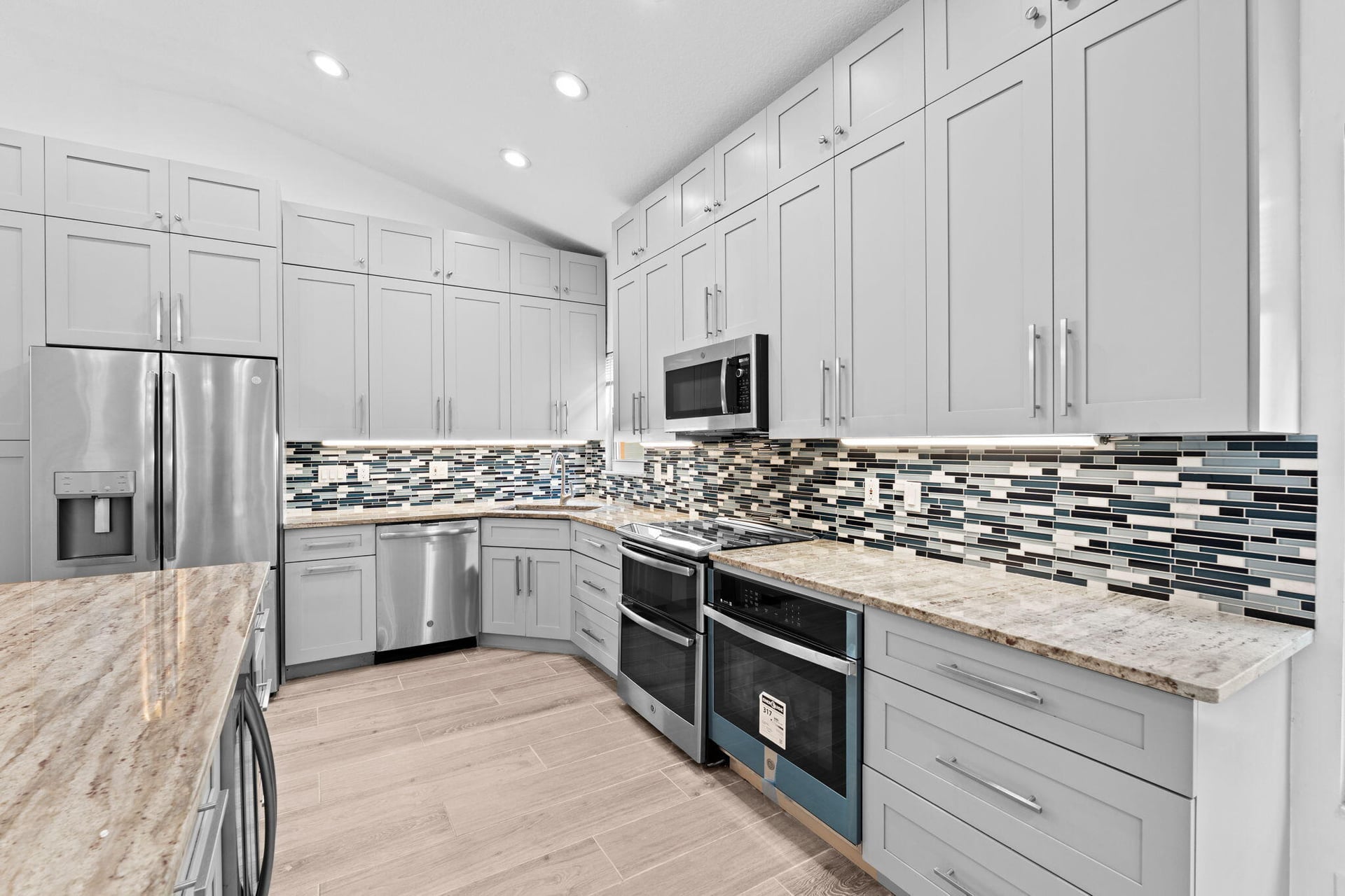  Residence photo 28