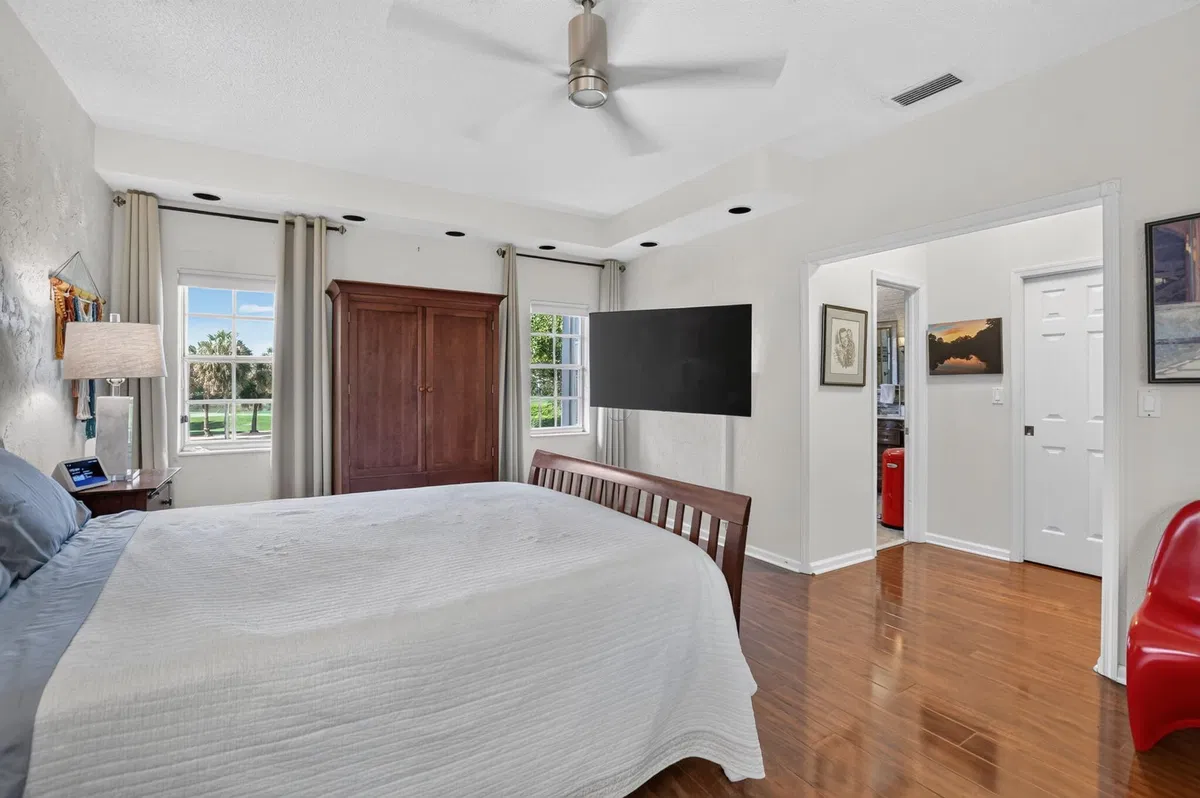  Residence photo 34