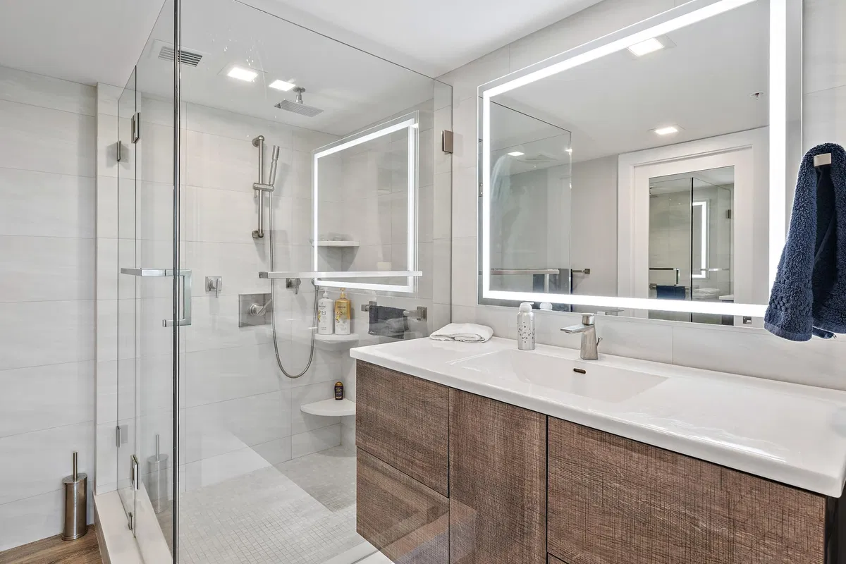 Unit 506 photo 19