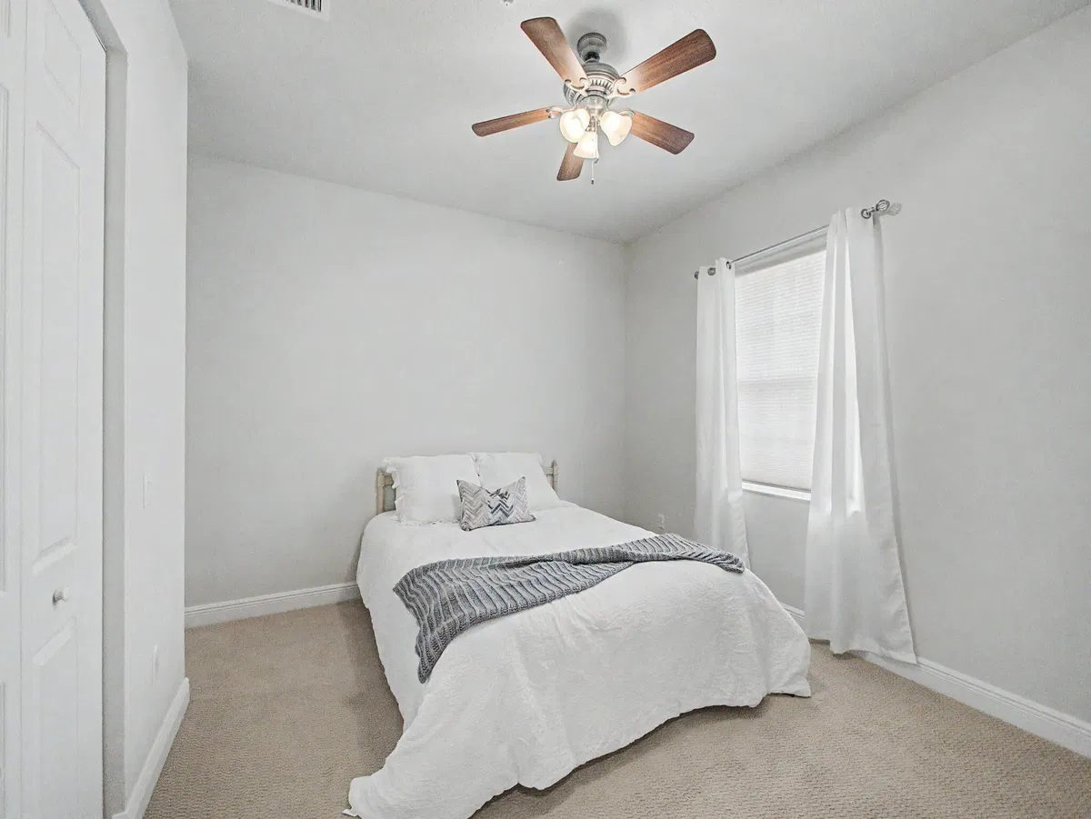 Residence photo 10