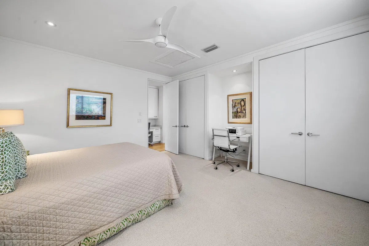 Residence photo 34