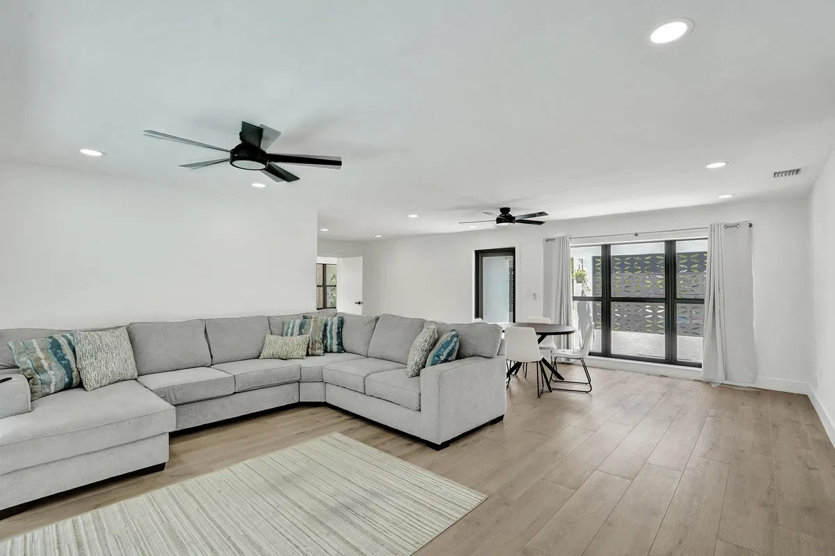  Residence photo 10