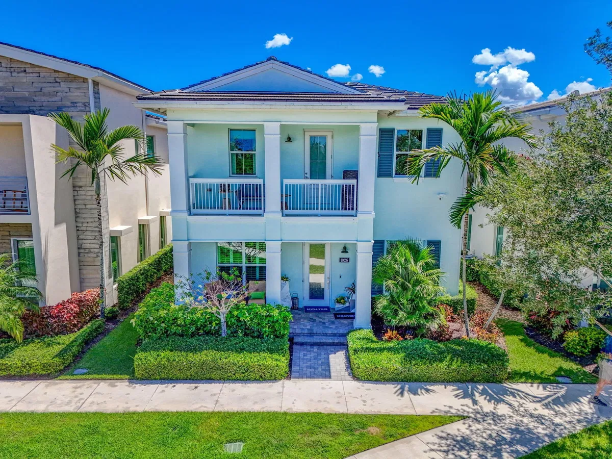 Alton Homes Palm Beach Gardens Residence