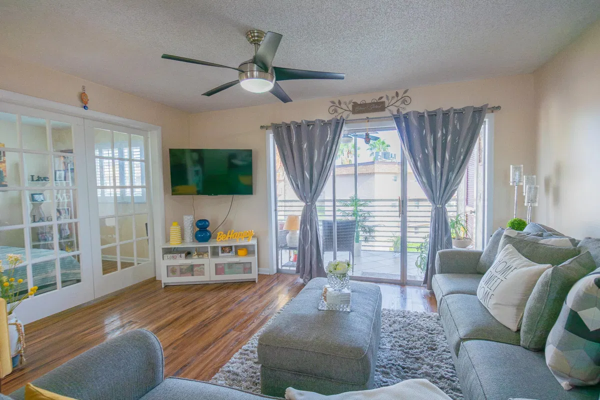 Unit 303 photo 34