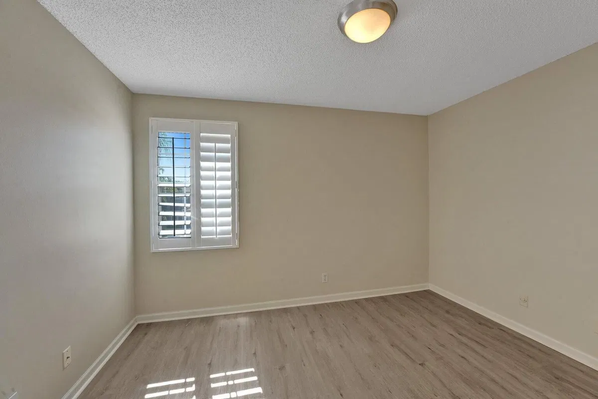  Residence photo 40