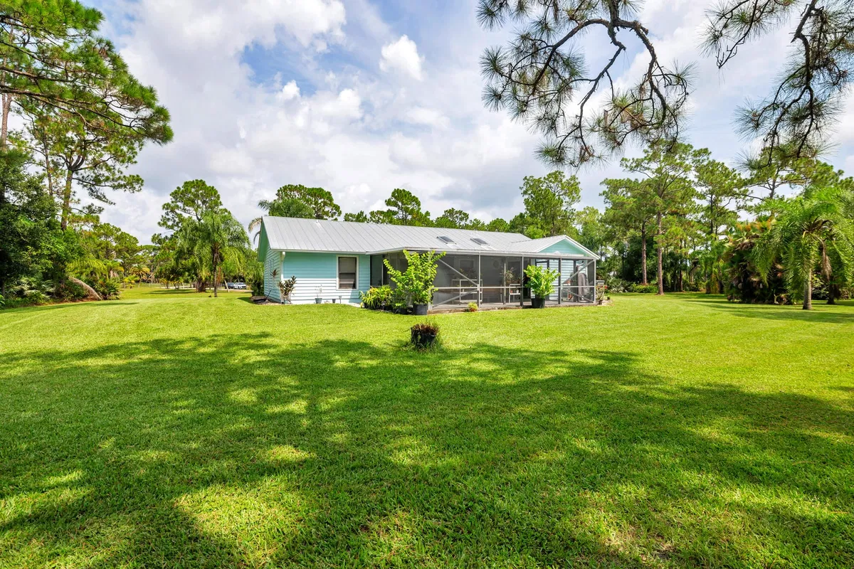  Residence photo 28