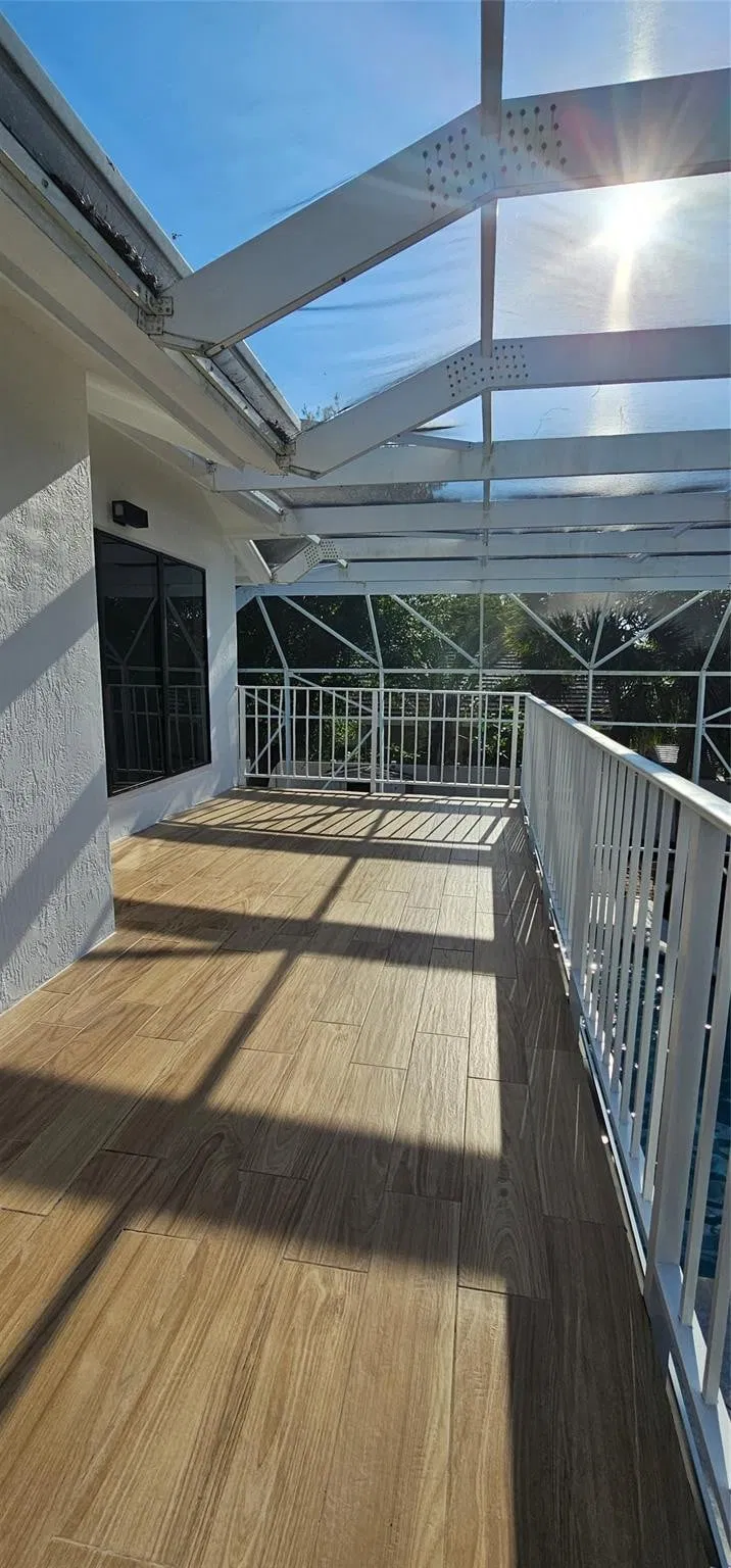 Residence photo 31