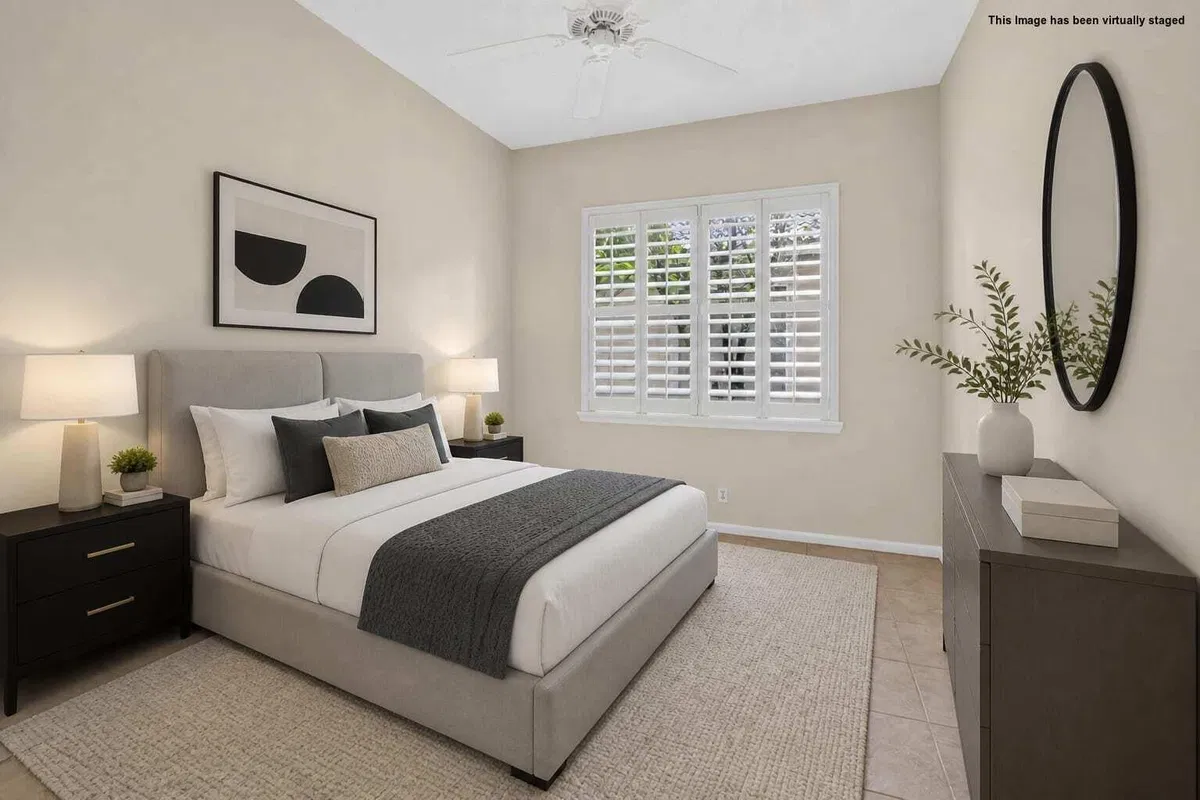 Residence photo 22