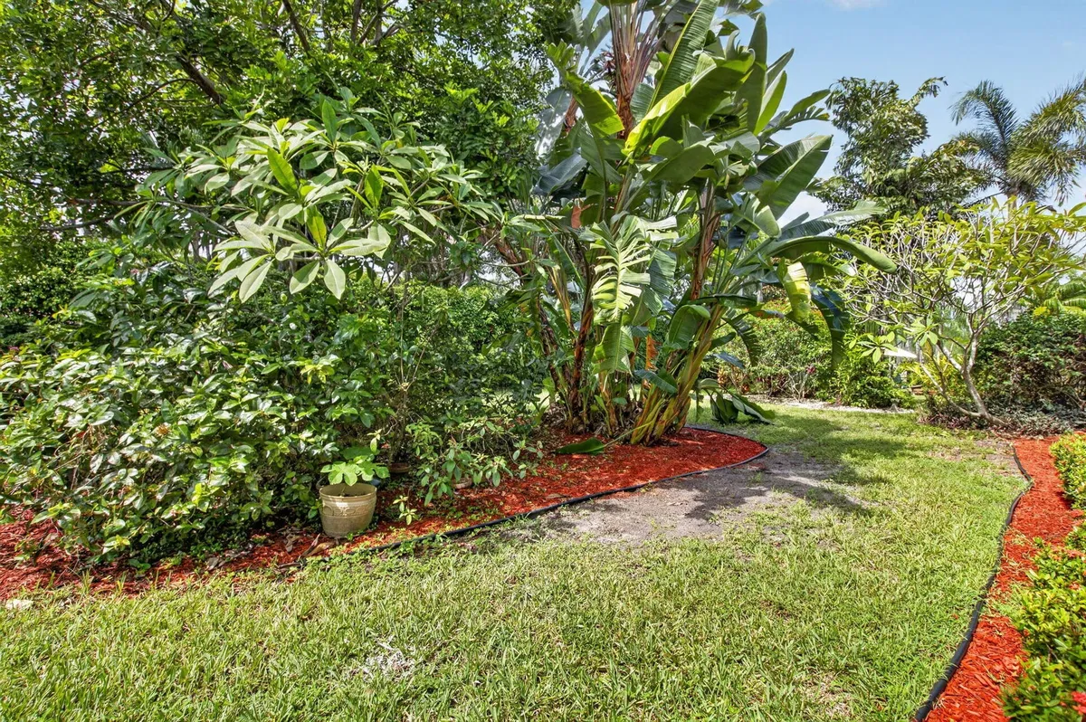 Residence photo 31