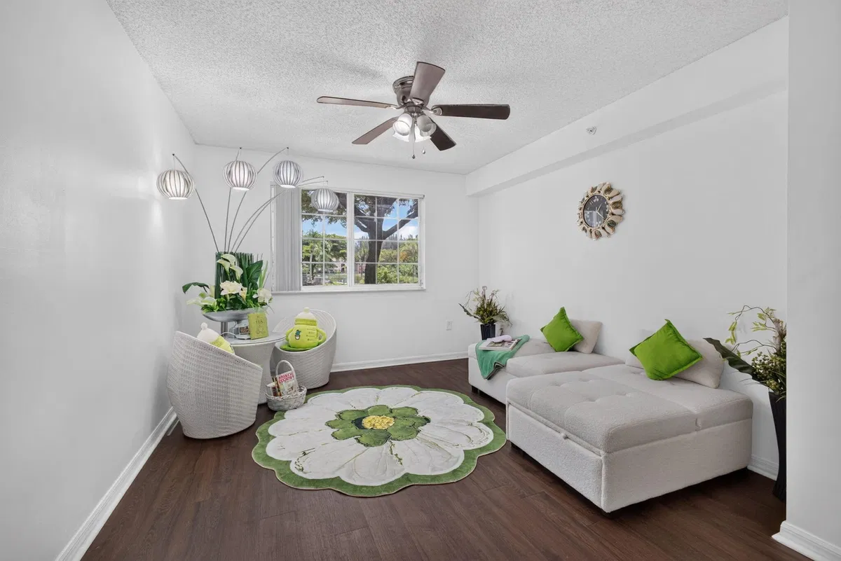  Unit 1504 photo 16