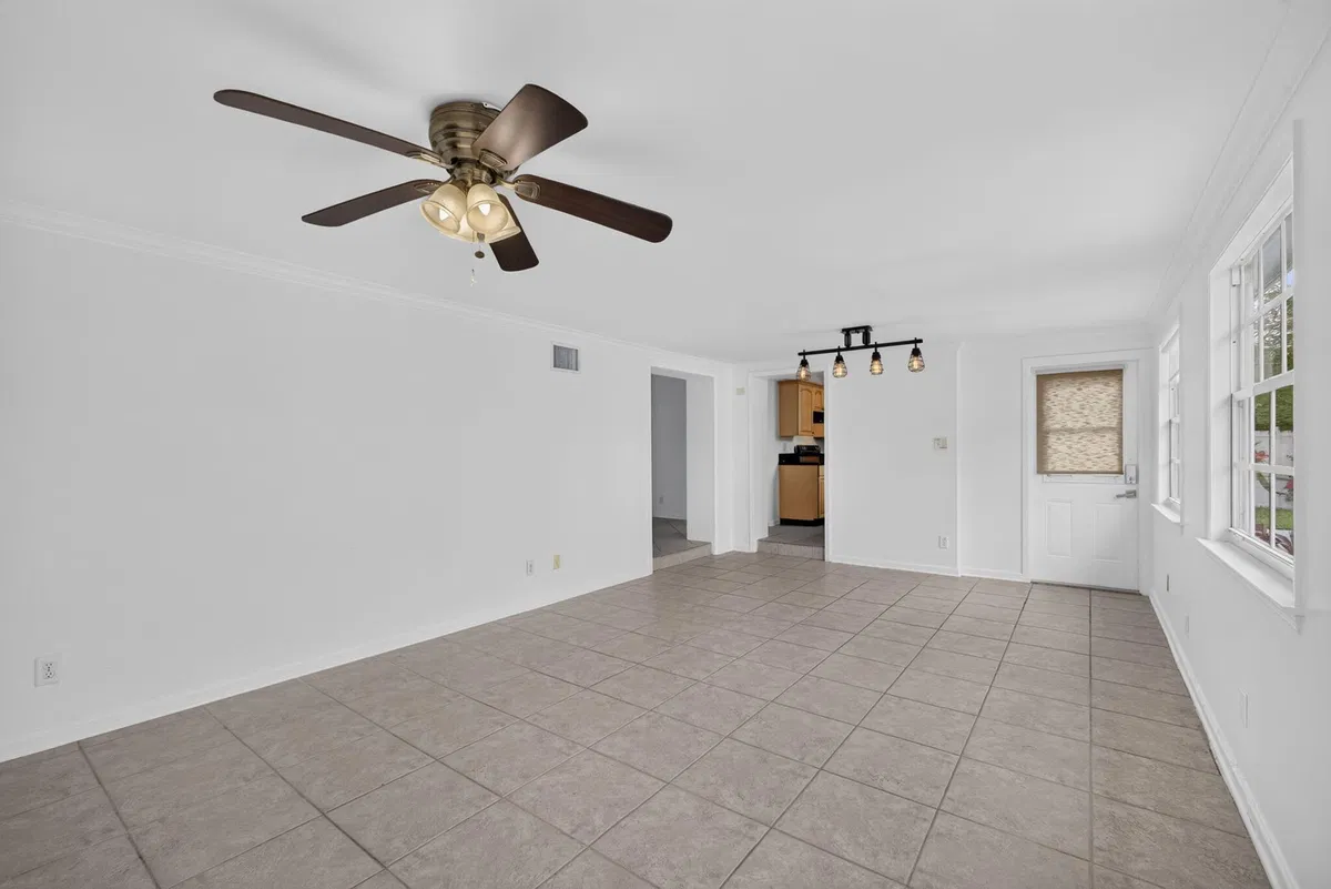 Residence photo 22
