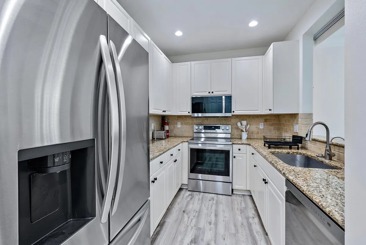 Residence photo 10