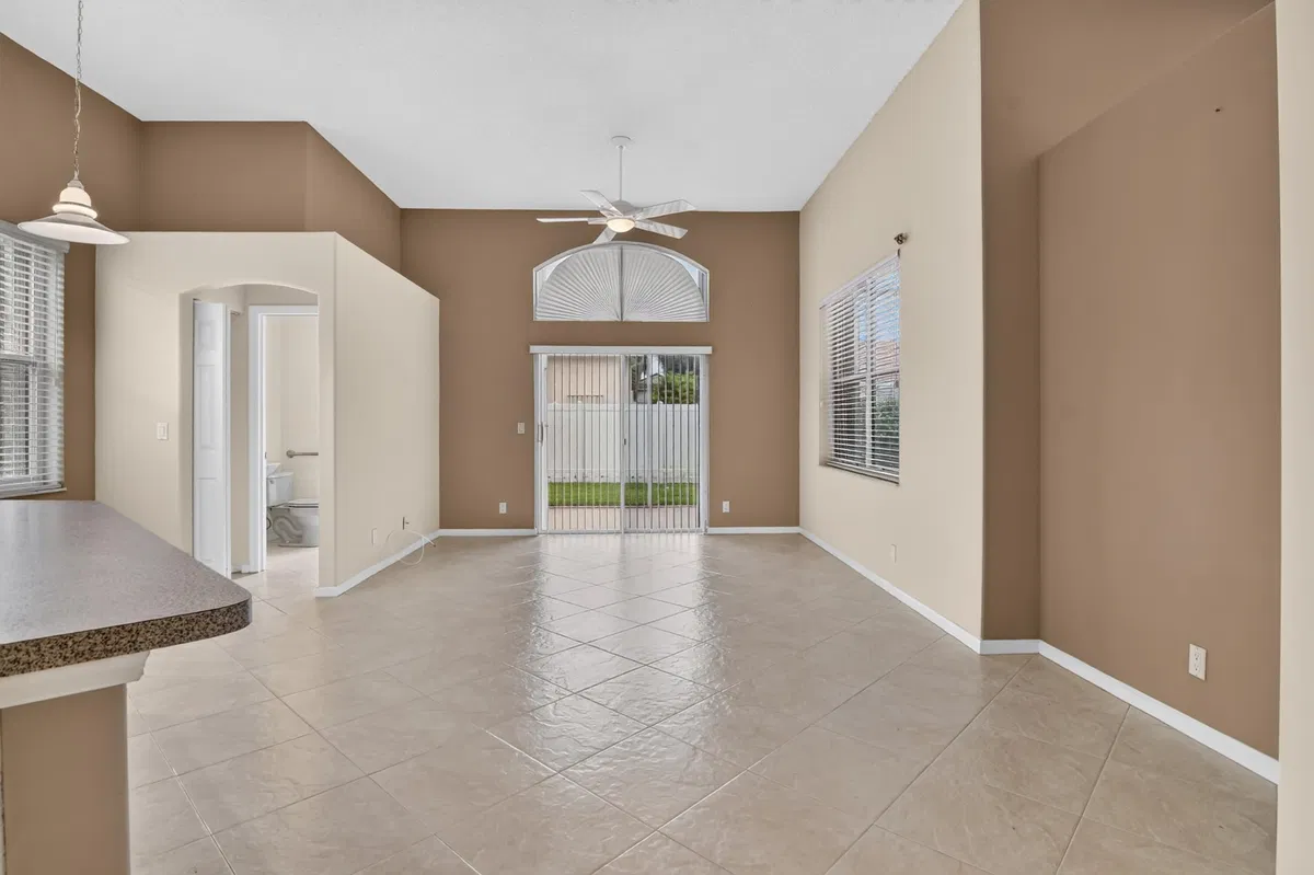 Residence photo 10