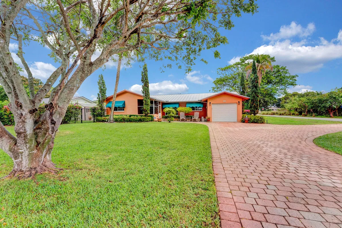 Residence photo 4