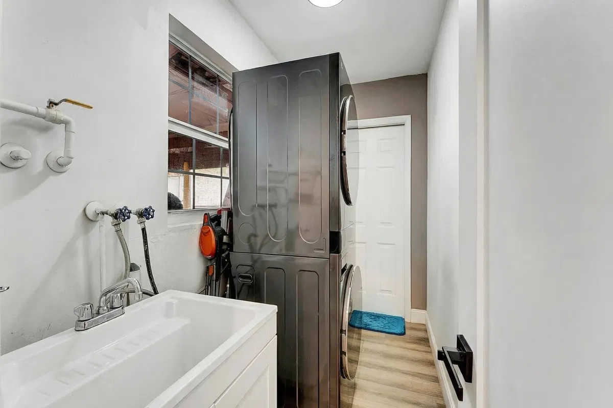 Residence photo 31