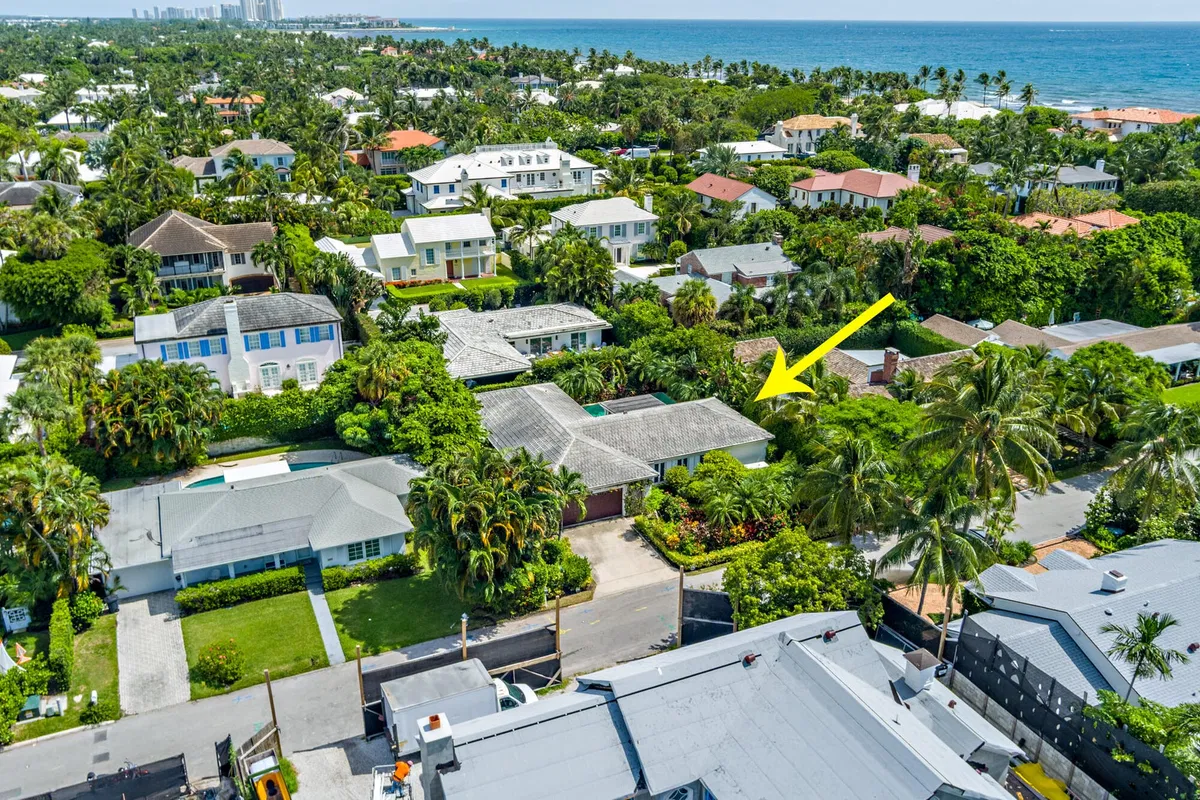 North End Palm Beach Residence photo 25