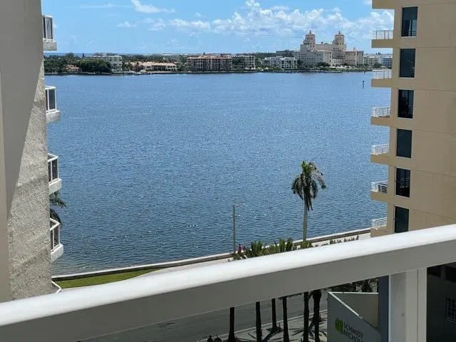 Villa Lofts Unit 903 photo 13