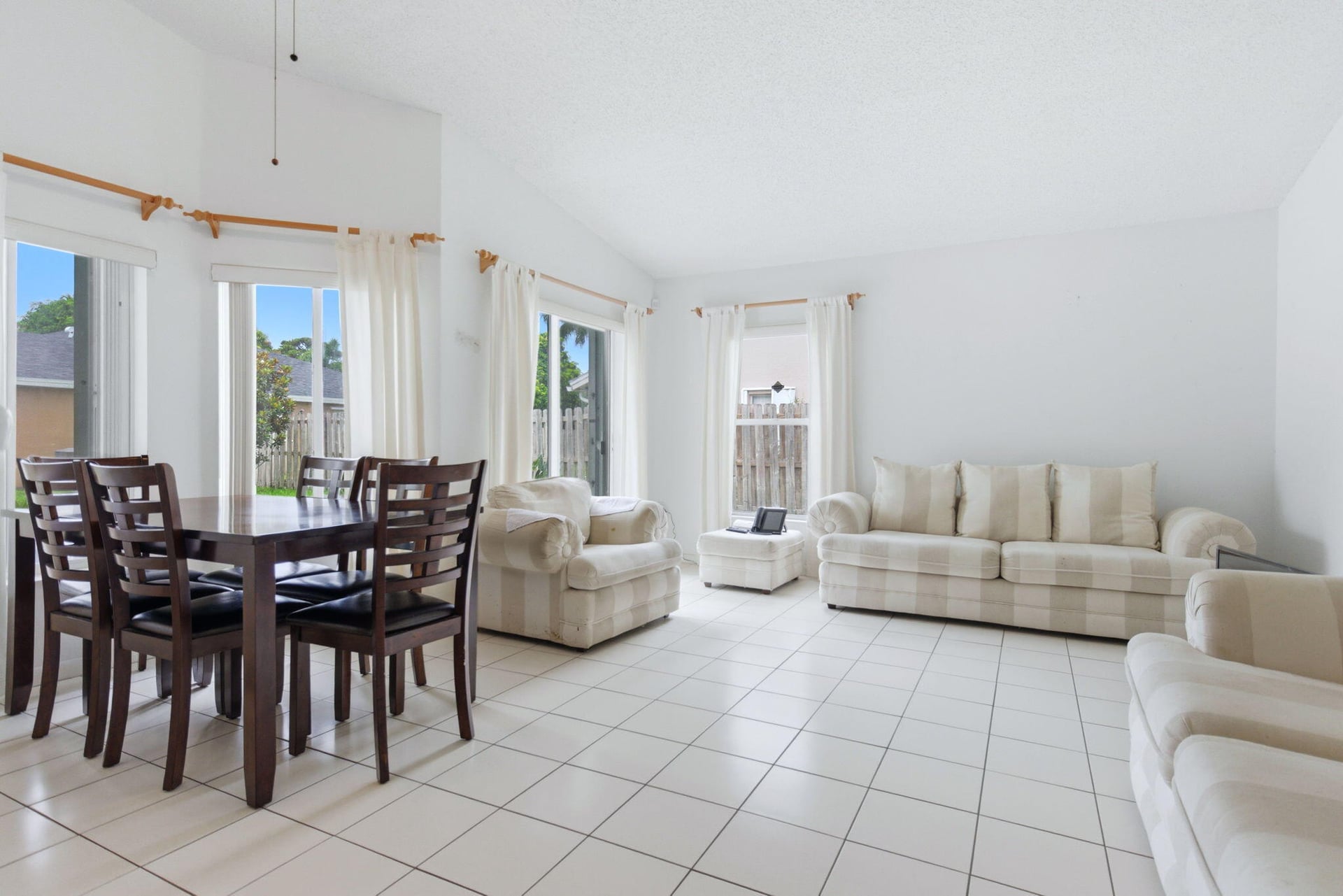  Residence photo 13
