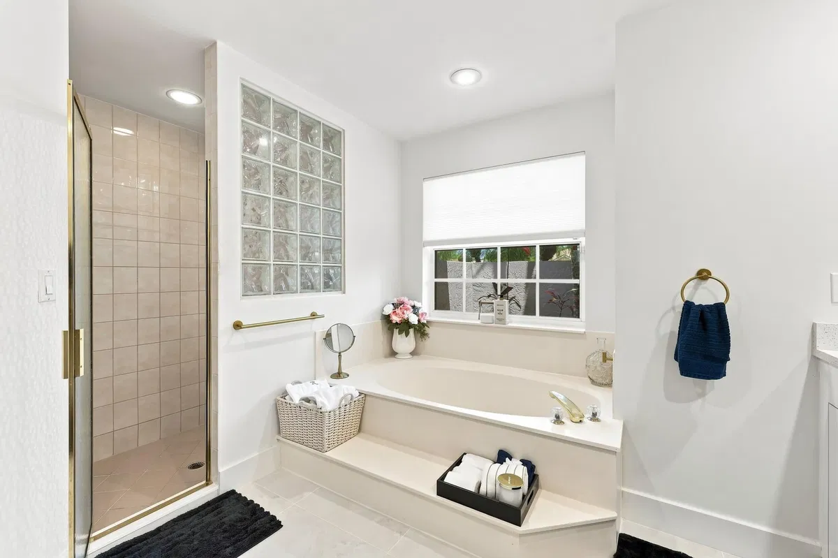  Residence photo 34