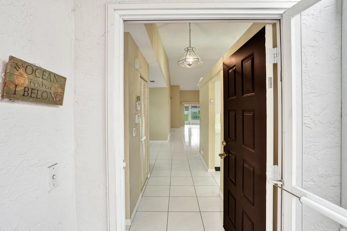 Residence photo 7