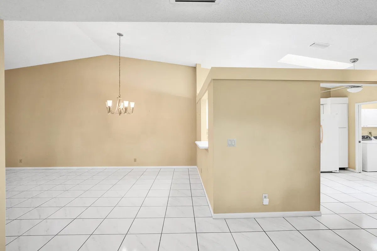 Residence photo 31